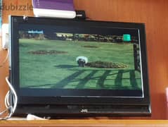 tv lcd JVC like new barley used 32''