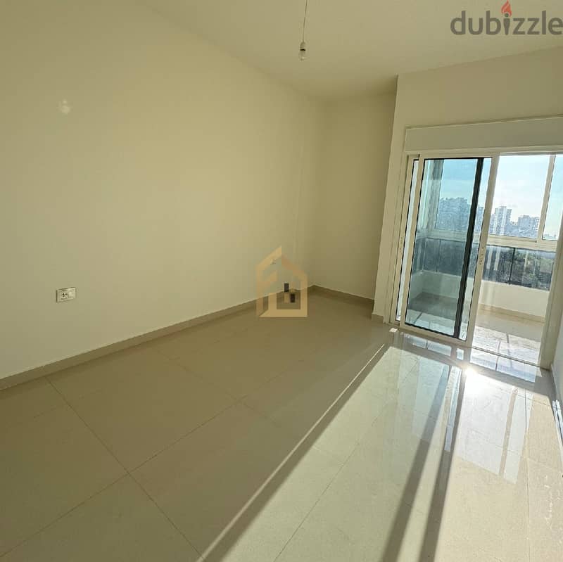 Apartment for sale in Qornet el hamra AAJ1 للبيع في قرنة الحمرا 1