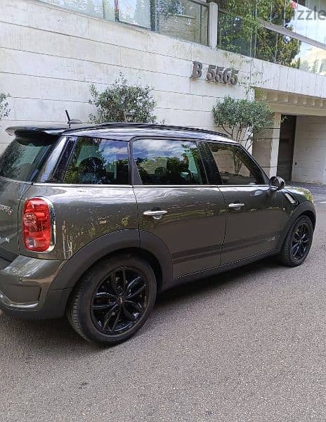 mini Cooper countryman s all4 2015 no accident Europen 5