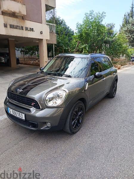 mini Cooper countryman s all4 2015 no accident Europen 11