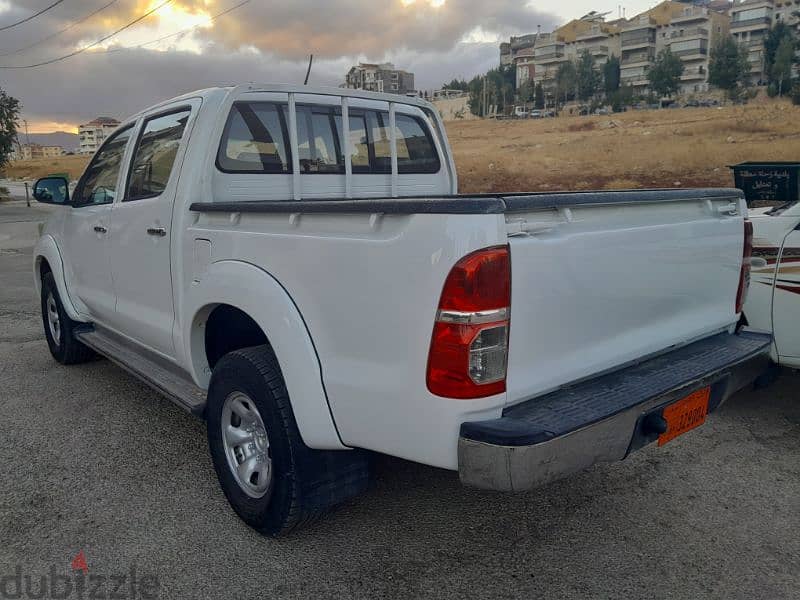 Toyota Hilux 2015 V4 2.7 4X4 MANUAL FULL 4