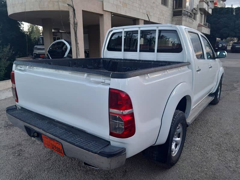 Toyota Hilux 2015 V4 2.7 4X4 MANUAL FULL 6