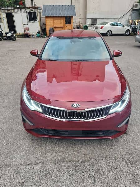 Kia Optima 2019 1