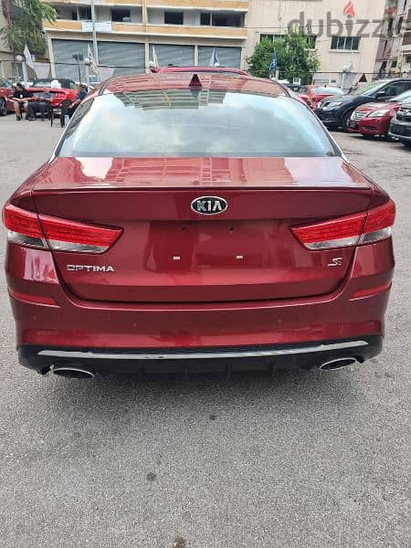 Kia Optima 2019 5