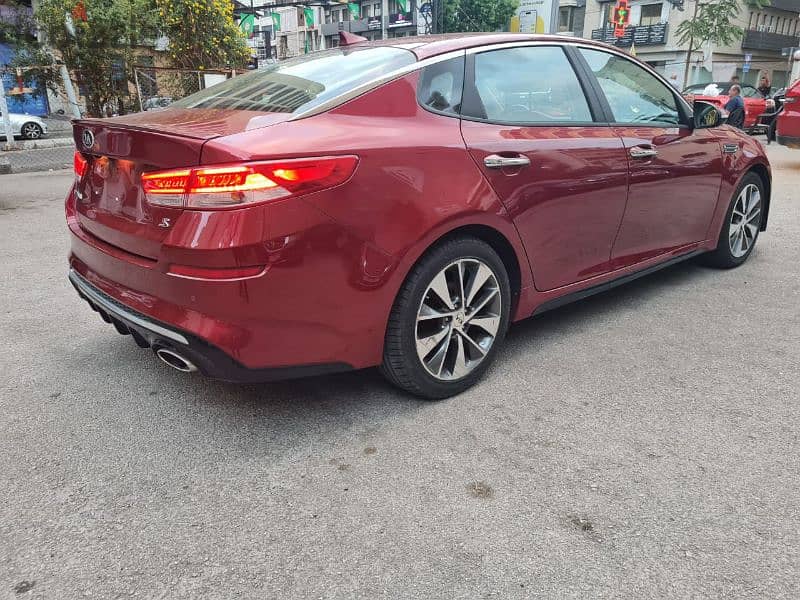 Kia Optima 2019 9