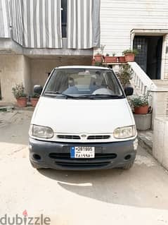 Nissan Van 2001