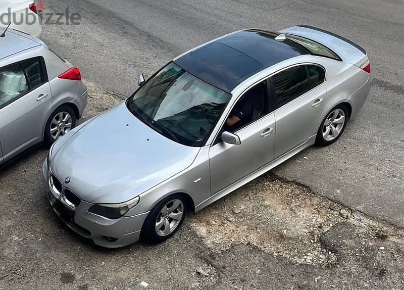 BMW 5-Series 2008 1