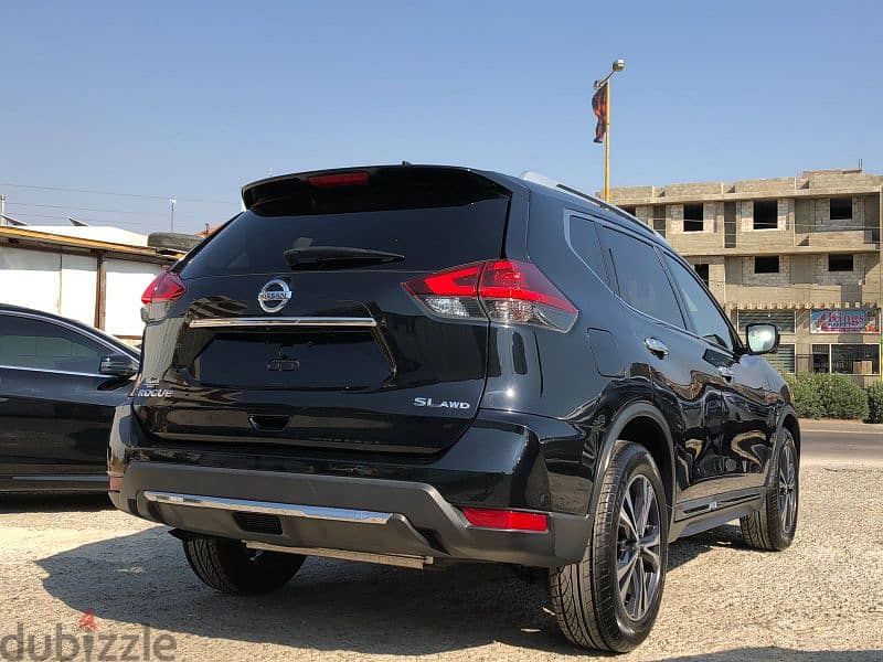 Nissan Rogue 2018 3