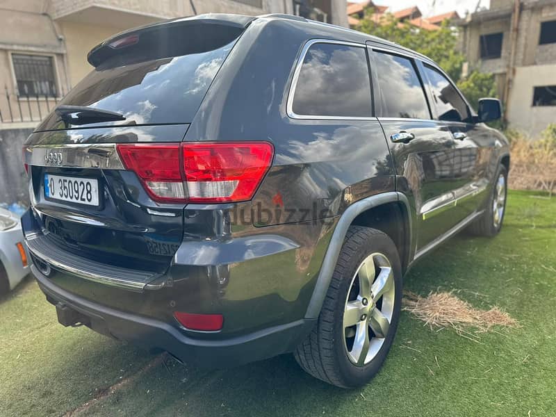 Jeep Grand Cherokee 2011 8