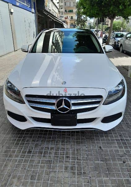 Mercedes-Benz C-Class 2016 Clean car fax 17