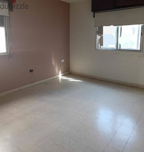 Prime Location l Spacious 300 SQM Apartment in Koraytem . 2