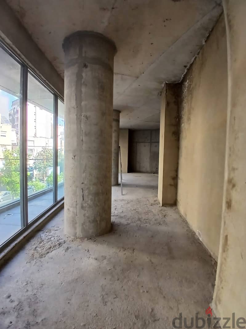 Office for sale in Achrafieh مكتب للبيع في الأشرفية 2