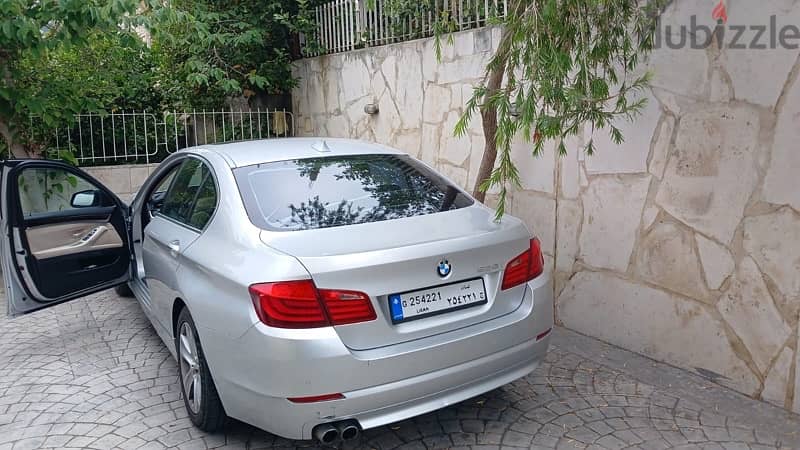 BMW 5-Series 2011 2