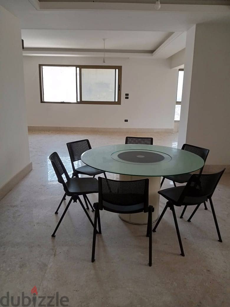 AIN EL MRAISSEH PRIME WITH SEA VIEW (260SQ) 4 BEDROOMS , (JNR-212) 2