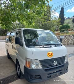 Nissan urvan 2.5 twin cam