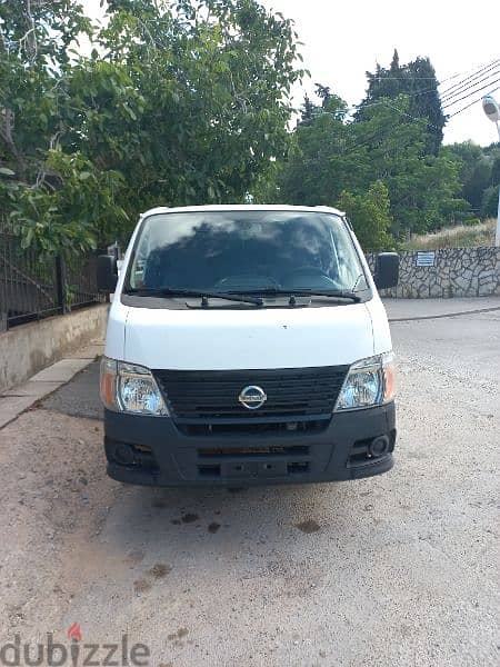 Nissan urvan 2.5 twin cam 1