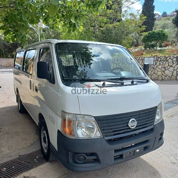 Nissan urvan 2.5 twin cam 2