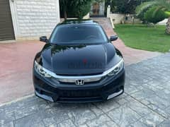 Honda Civic Sedan 2018 meshi 60,000 miles one owner jdidi top nadafe 0