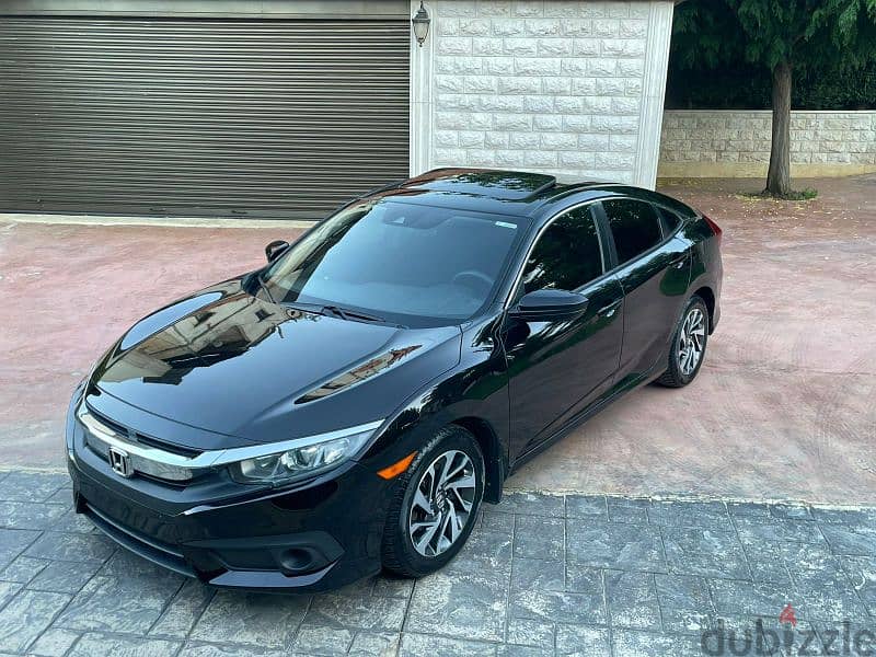 Honda Civic Sedan 2018 meshi 60,000 miles one owner jdidi top nadafe 1