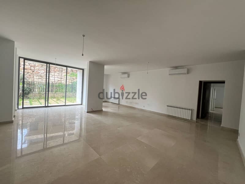 L11252-Deluxe Apartment for Rent in Adma with Garden 0