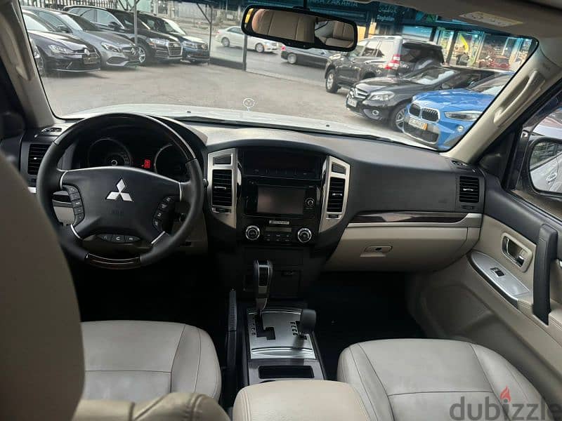 Mitsubishi Pajero 2016 4