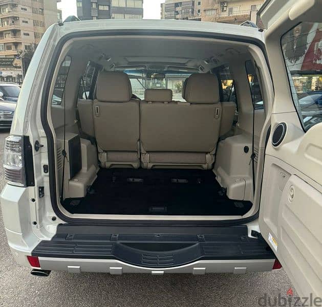 Mitsubishi Pajero 2016 19