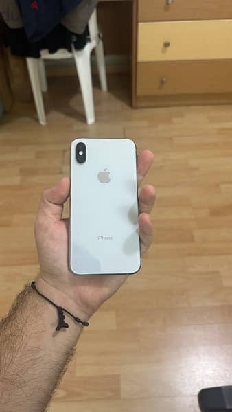 iPhone XS - White - 256GB 1