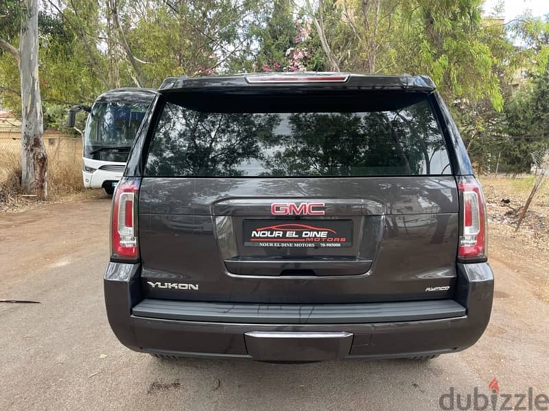 GMC Yukon 2018 3