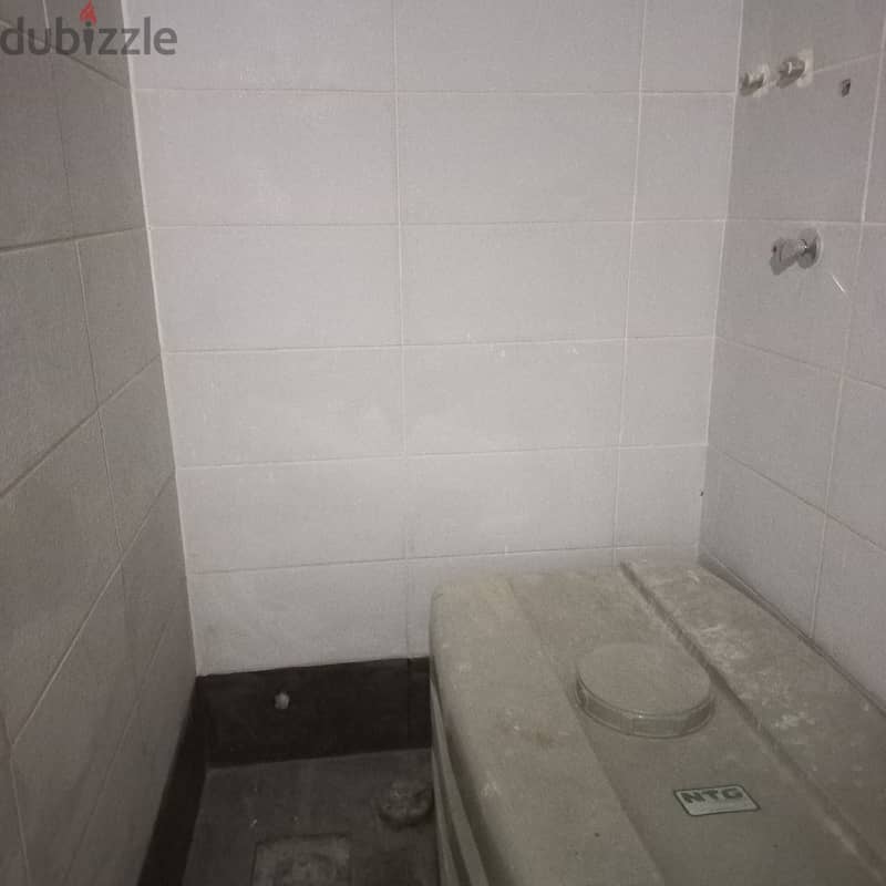 Shop for sale in zalka محل تجاري للبيع في الزلقا 6