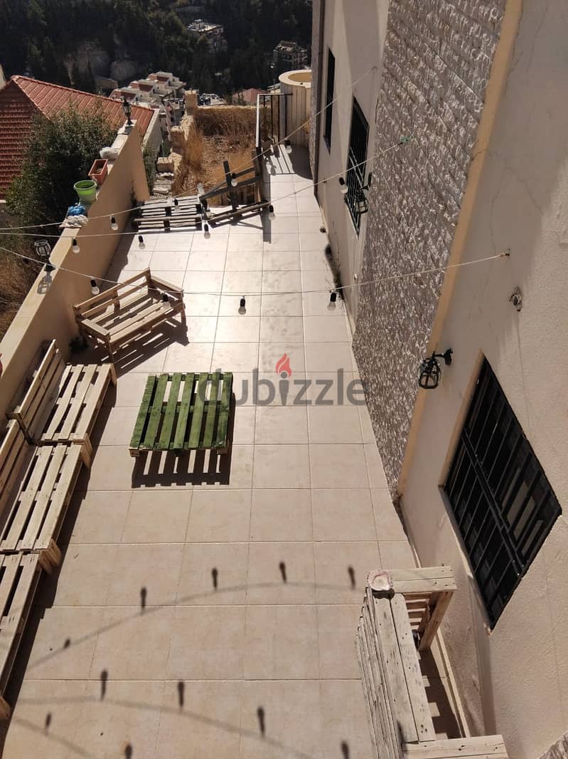 Apartment for sale in Blat شقة للبيع ب بلاط 3