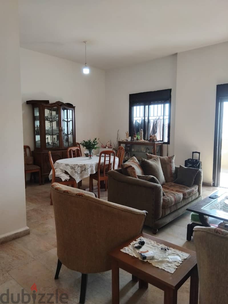 Apartment for sale in Blat شقة للبيع ب بلاط 5