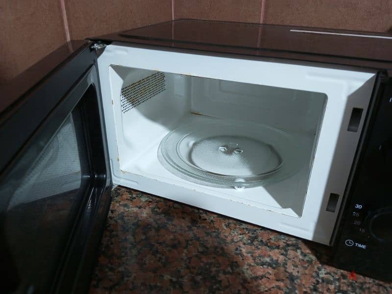 black microwave 0