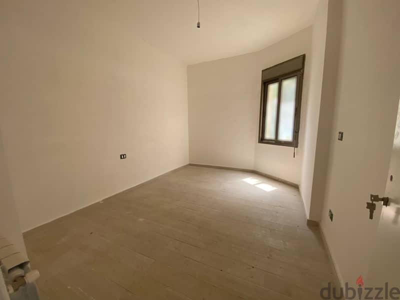 Apartment for sale in Naqqache شقة للبيع في نقاش 5