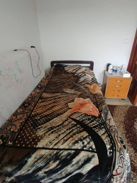 bed for sale without mattress 1