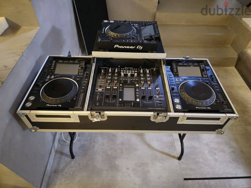 Cdj nexus 2 (3) + djm 2000 + flight case(become a dj booth) 0