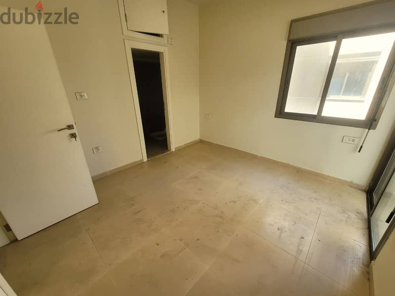 SUITABLE ISKAN LOAN IN ZOUK MOSBEH PRIME 3 BEDROOMS 150SQ 5