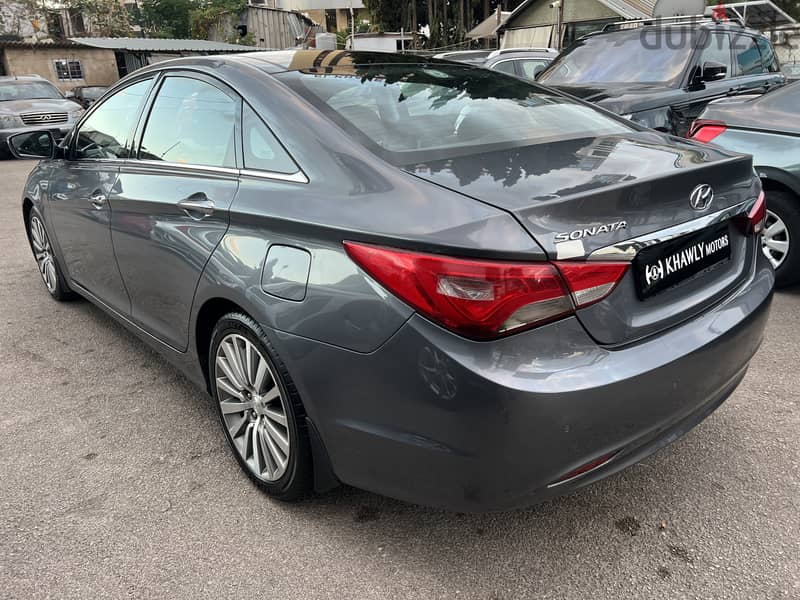 Hyundai Sonata Special Edition one owner 3