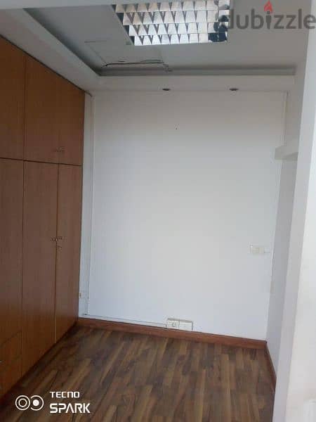 Office for rent 2