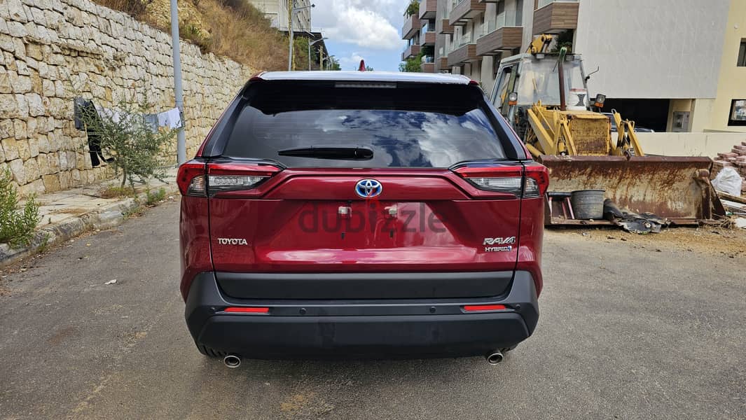 RAV 4 Hybrid 2.5L - AWD 2022 4