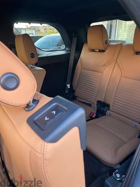 Land Rover Discovery 2018 first edition 9