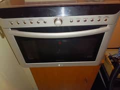 3 b 1 oven+  microwave + grill 3al kahraba market Lg