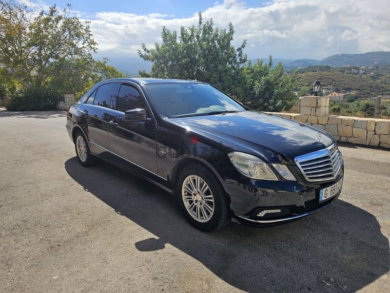 Mercedes-Benz E-Class 2010 1