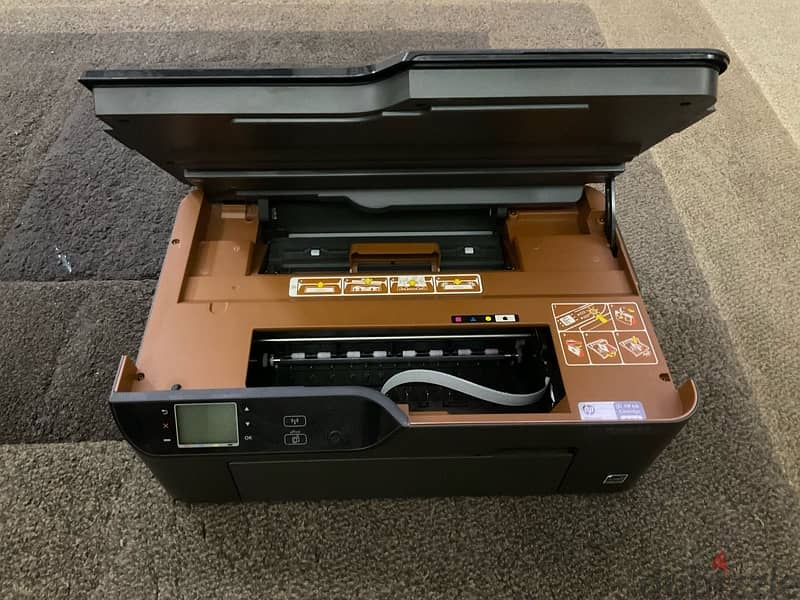 HP Deskjet 3522 All-In-One Inkjet Printer Excellent condition 2