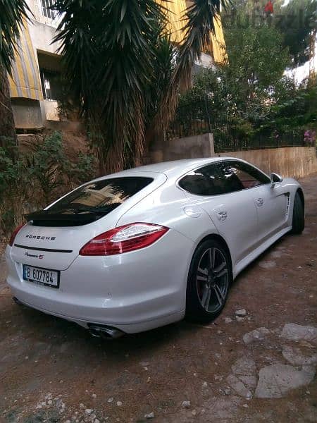 Porsche Panamera 2011 6