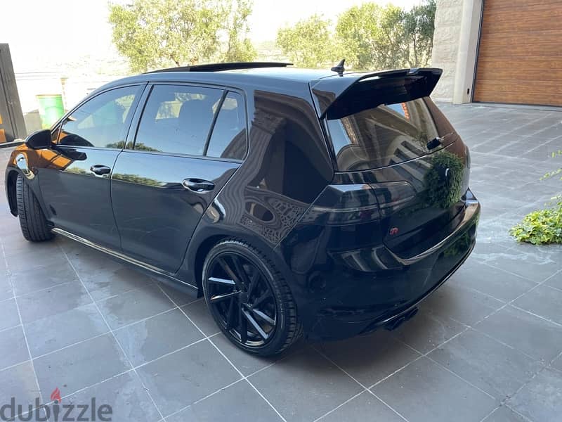 Volkswagen Golf R 2015 1