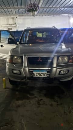 Mitsubishi Montero 2001