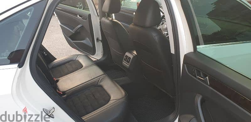 Volkswagen Passat 2015 f o interior leather black like new 8