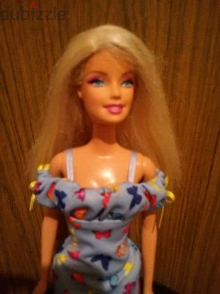 Barbie Mattel dressed As new doll has straight hair bend legs+Shoes=18 4