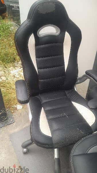 gaming chairs 3