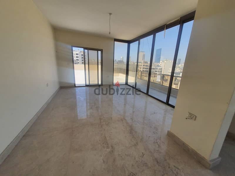 Apartment for sale in Ras El Nabeh, with terraceشقة للبيع في راس النبع 1